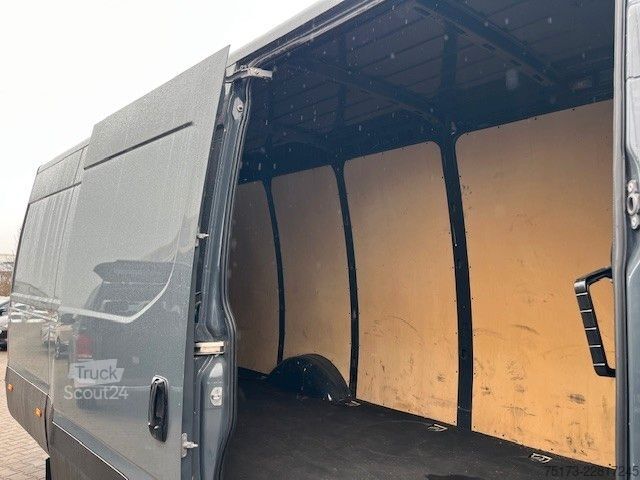 Furgon z wysokim dachem IVECO Daily L5 HKa 35 Aut. RS 4100mm
