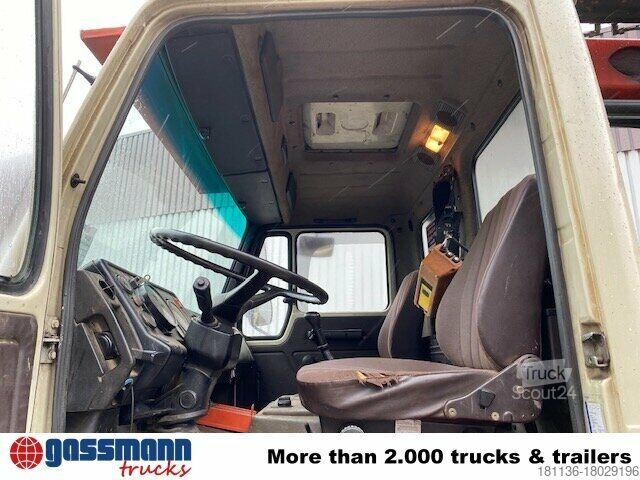 Шасі вантажівки Mercedes-Benz 2635 6x4, V8-Motor