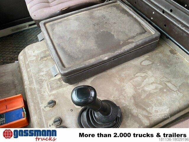 Шасі вантажівки Mercedes-Benz 2635 6x4, V8-Motor