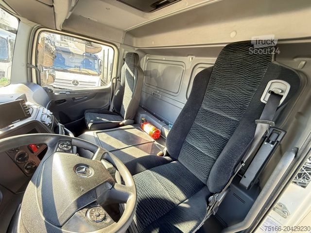 Φορτηγό κουτί (κουρμπαριστό) MERCEDES-BENZ ATEGO 1530 L Koffer 7,85 LBW 2.000 kg*E6 D*AHK