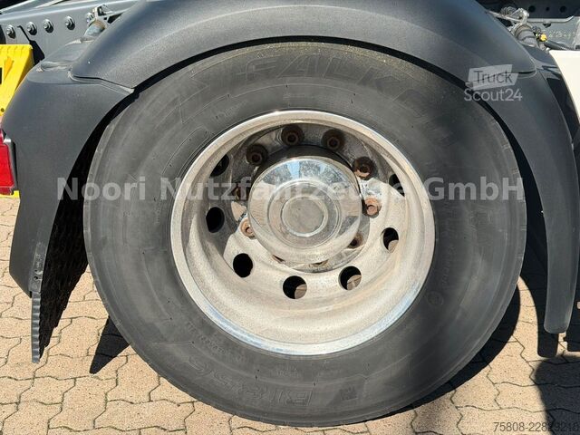 Vakio vetoauto DAF XF530 SSC 2Tanks 1275L ACC Standklima Xenon