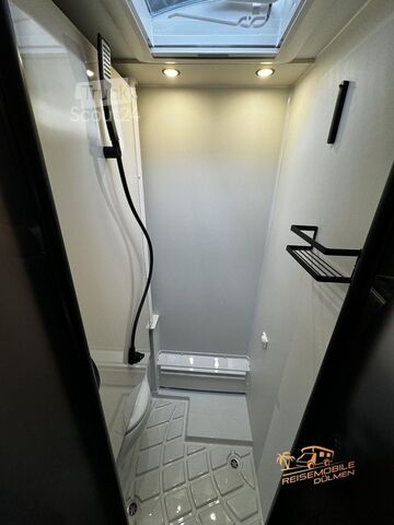Halvintegreret autocamper EURAMOBIL Xtura XT 686 EF FAS 4xPakete AHK Diesel Heizung