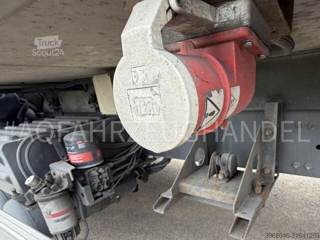 Camión refrigerado Renault D19.280 Wide -E6 -Carrier 1250mt - air suspension rear