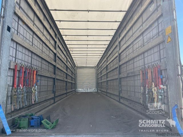 Open semitrailer with tarp Schmitz Cargobull Semitrailer Curtainsider Mega