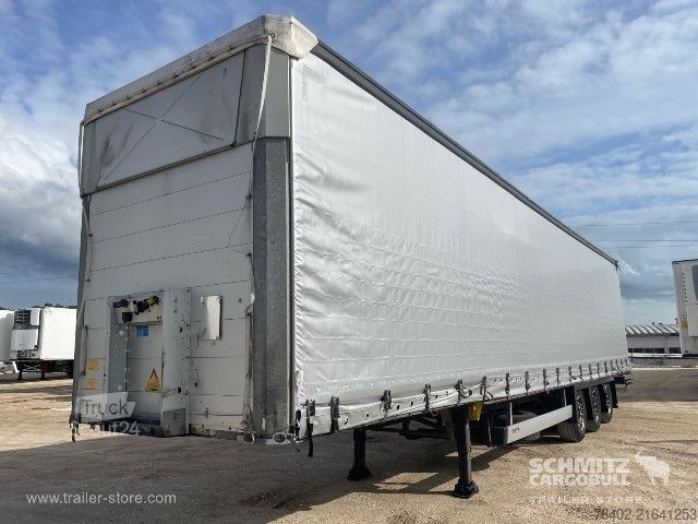 Open semitrailer with tarp Schmitz Cargobull Semitrailer Curtainsider Mega