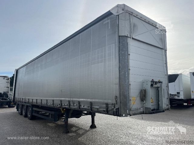 Open semitrailer with tarp Schmitz Cargobull Semitrailer Curtainsider Mega