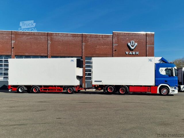 Transport réfrigéré/congélé Scania R500 NGS B6X2NB / Trailer-Bygg 12-2004 / Frigob...