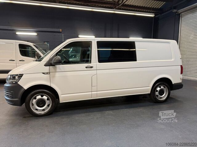 Furgoneta VW T6 Transporter Lang Mixto 5 Sitze DSG Benzin AHK