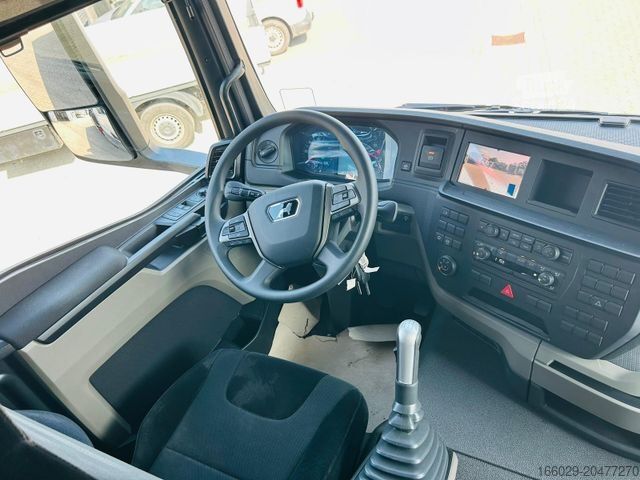 Automobilis ar plakanu platformu MAN TGS 41.520 8x8 mit Fassi Ladekran F710RA.2.26
