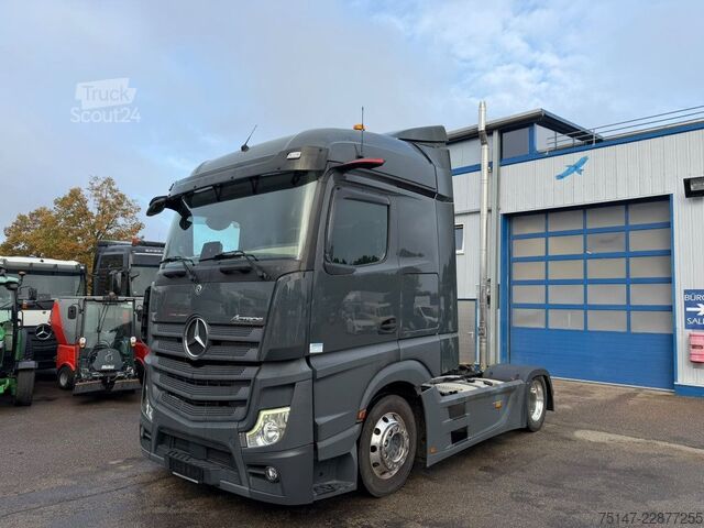 Nagy térfogatú nyergesvontató MERCEDES-BENZ 1843 LS Actros MP5 StreamSpace SoloStar Navi ACC