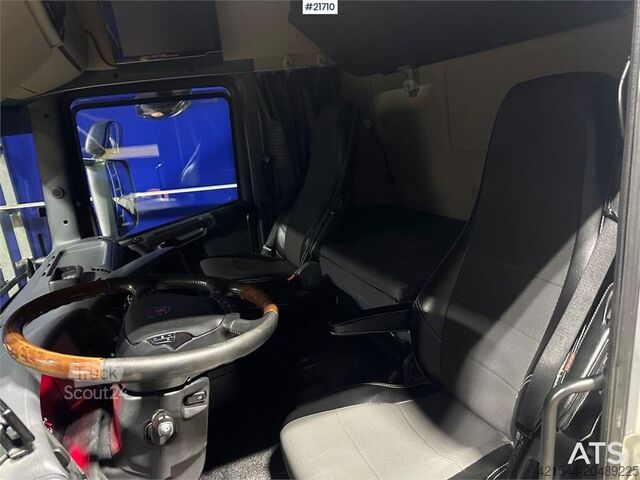 Tipper Scania R560 brøyterigget krokbil m / 20 T krok og kasse.