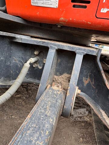 Excavadora de cadenas KUBOTA KX 080 4a2