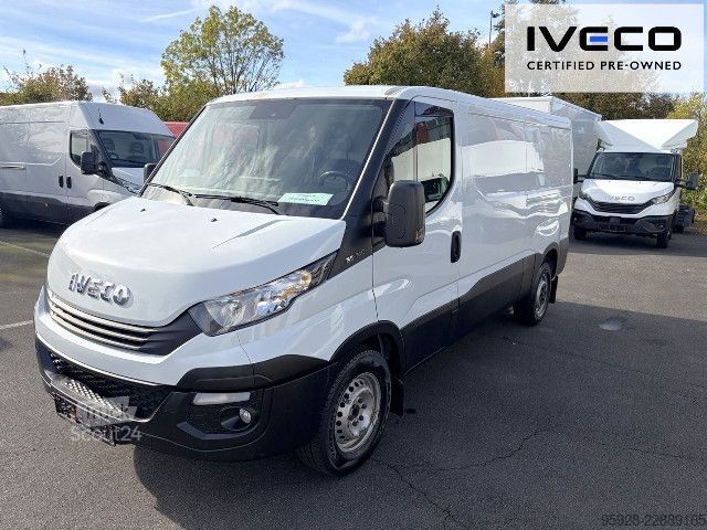 Furgon blaszak IVECO 35S14SA8V Hi-Matic, Flachdach H1, HU 04/2027