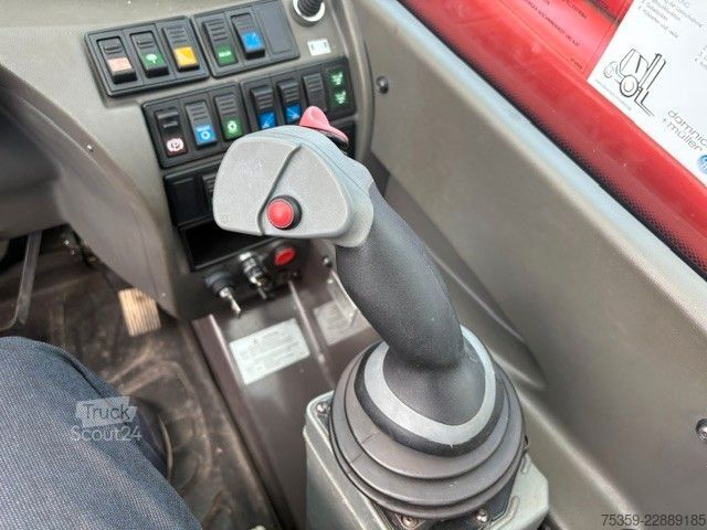 Kitas MANITOU MRT 2540+ Privileg + Funkfernbedienung