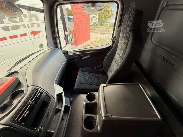 Camión plataforma con toldo MERCEDES-BENZ Atego 1530L Pritsche/Plane, Klima, Standheizung