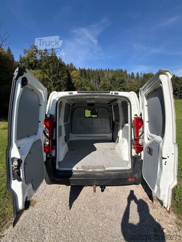 Slēgtais furgons Citroën Jumpy HDi 90 27 L1H1 KW 90 STA10 L