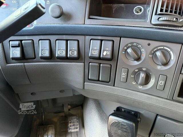 Platforma ładunkowa Volvo FH 420 8x4 TRIDEM PRITSCHE + KRAN HIAB ROLLER 1...