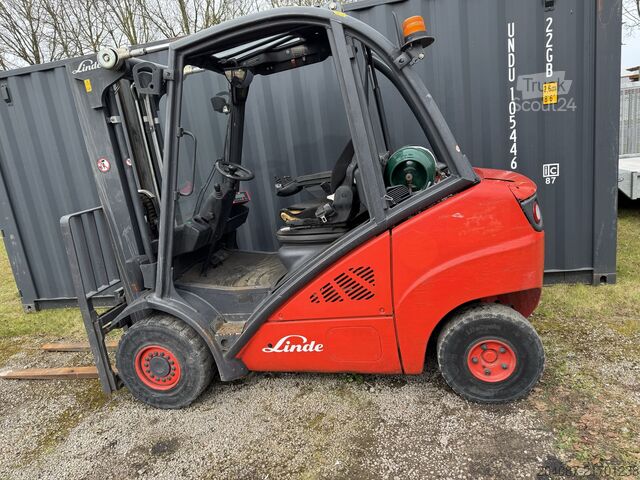 Viljuškar Linde H30T Triplex 4600