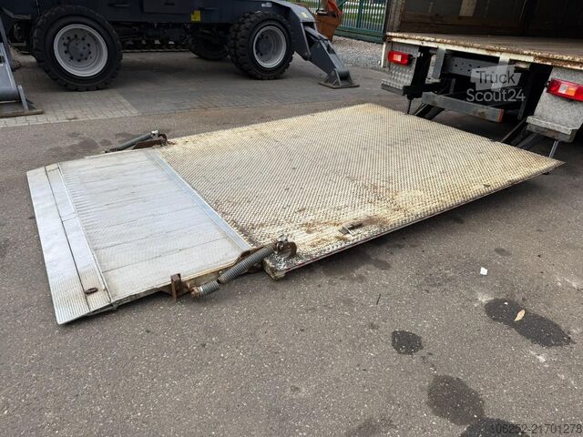 Schiebeplane Volvo FM 370 6x2 BOX 8m15 - LIFT + STEERING AXLE - EU...