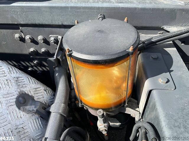  Volvo FM 410 8x4 Hiab 28 Tonmeter laadkraan met 20 To...