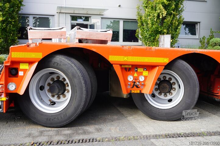 Tractor unit & low loader semi-trailer MAN TGX 28.510 6×2/ Kässbohrer LB2 TIEF-BETT