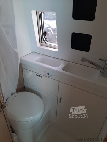 Rulotă/autocaravană Fiat Ducato Weinsberg Carabus 600 K 2023 | EURO 6 | Venditore Professionale