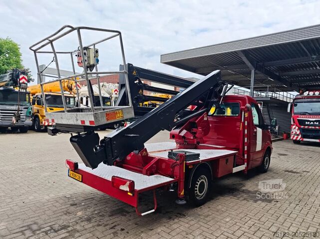 Lifting platform Mercedes-Benz Sprinter 311 CDI CMC TB200