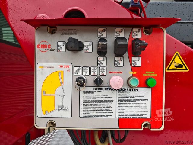 Lifting platform Mercedes-Benz Sprinter 311 CDI CMC TB200