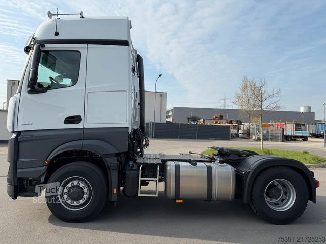 Tracteur routier standard MERCEDES-BENZ Actros Gigaspace 1848 4x4 HAD Hydro. RETARDER