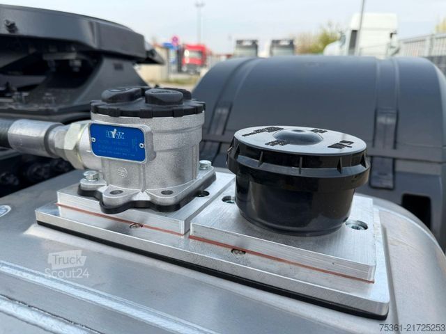 Tracteur routier standard MERCEDES-BENZ Actros Gigaspace 1848 4x4 HAD Hydro. RETARDER