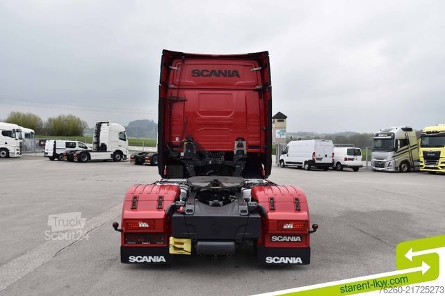 Standard nyergesvontató SCANIA S540 Hydraulik Retarder Standklima Ledersitz ACC