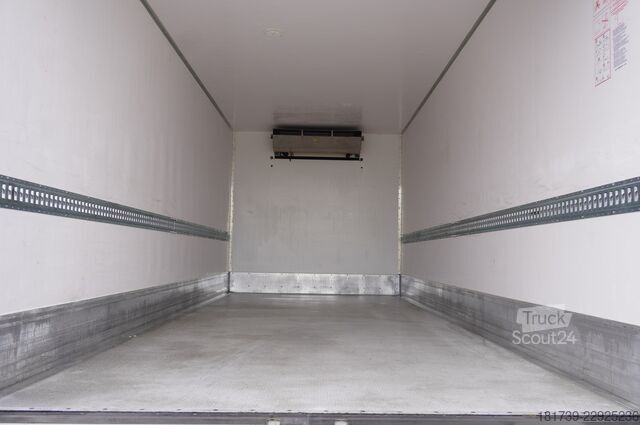 φορτηγό ψυγείο Mercedes-Benz Atego 1530 E6 Lamberet refrigerated truc