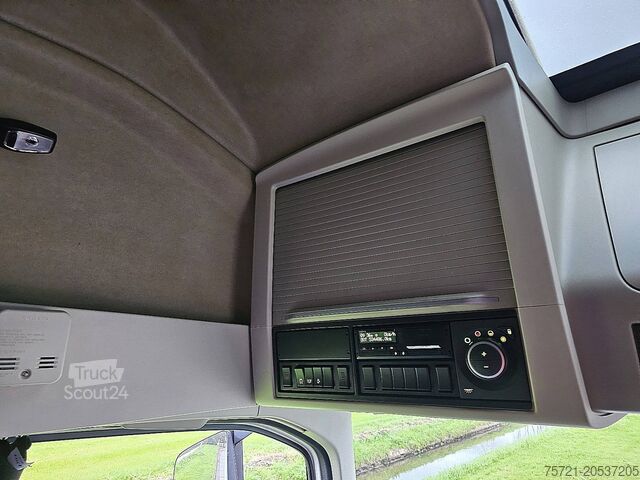 Estándar-SZM VOLVO FH 500 XL LED I-PARK-COOL