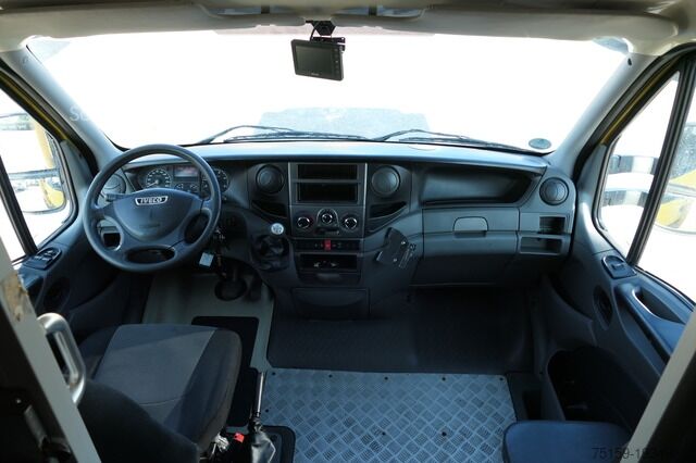 Dostavno vozilo s kesonom iveco Daily 35 S11 C30C AUTOMATIK KAMERA Regale LUFT DURCHGANG EURO-5 CoC