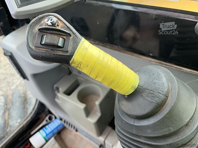 Pelle midi 7t - 12t Caterpillar 308E2 CR