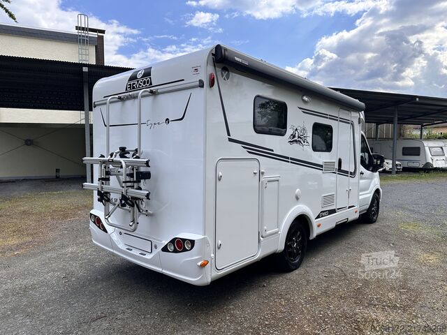 Daļēji integrēta kemperis Etrusco V6.6SF, Dachklima, Garantie, Lithium