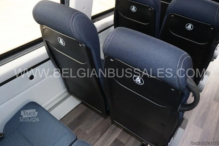حافلة صغيرة Iveco Daily Line /Airco / USB /Automatic door