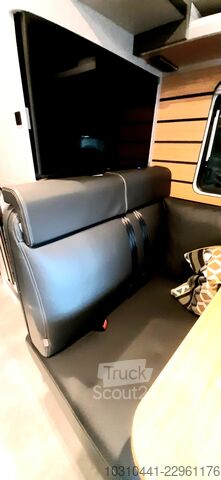 Półzintegrowany kamper Hymer MLT570 Xperience
