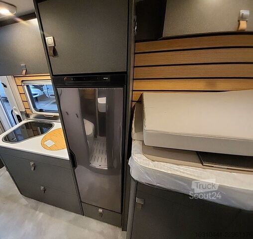 Półzintegrowany kamper Hymer MLT570 Xperience