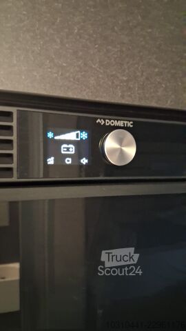Półzintegrowany kamper Hymer MLT570 Xperience