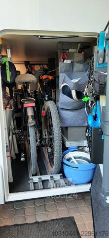 Półzintegrowany kamper Hymer MLT570 Xperience