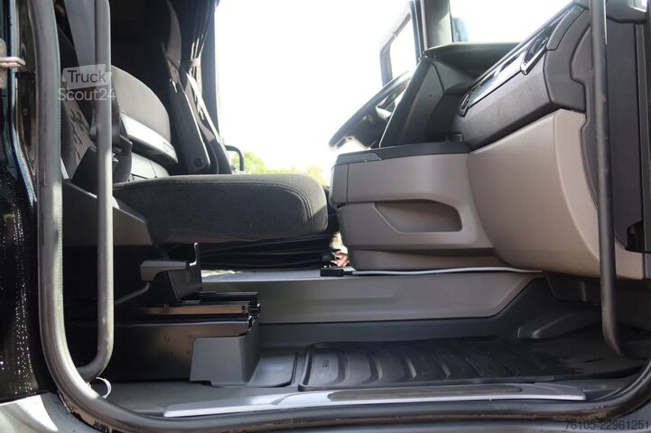 Araba taşıyıcı panelvan Scania R500 Oprijvrachtwagen 6x2 Black_Line Stuur_Lift_AS