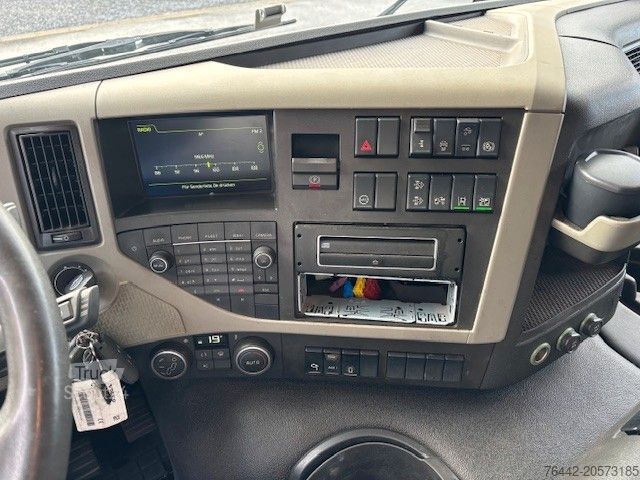 Abrollkipper VOLVO FM430-6X2/4-KRAN+ABROLLER/KFZ BRIEF/TOP