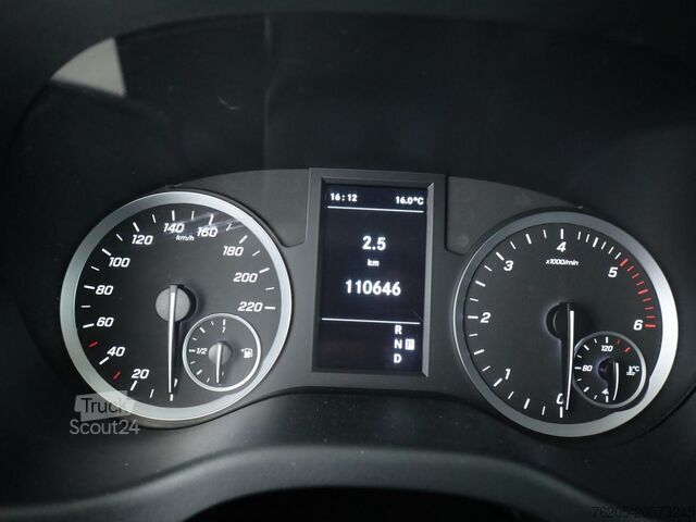 Микробус Mercedes-Benz Vito 119 CDI 4x4 Tourer SELECT Lang AHK AUT Kam.