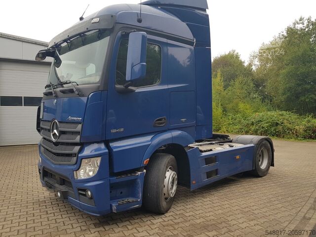 Mercedes-Benz Actros 1845 LS Vollspoiler truck tractor Mercedes-Benz Actros 1845 LS Vollspoiler