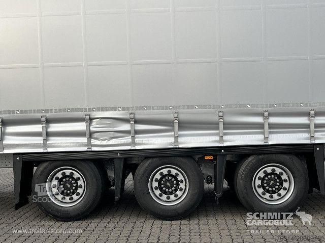 Open semitrailer with tarp Schmitz Cargobull Curtainsider Mega Getränke