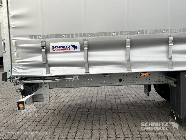 Open semitrailer with tarp Schmitz Cargobull Curtainsider Mega Getränke