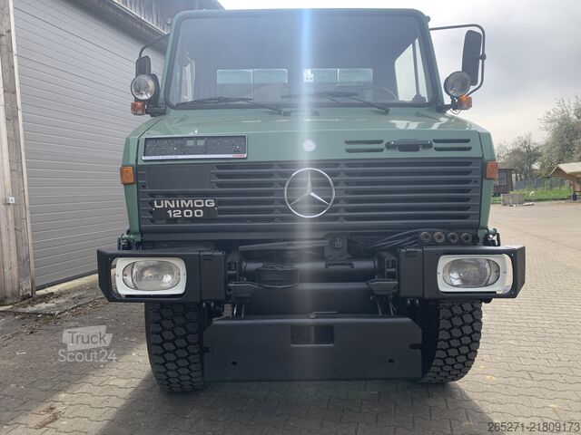 Kolmisuunta-kippiauto Unimog Unimog Mercedes-Benz Unimog 1200 Typ 427 Kipper