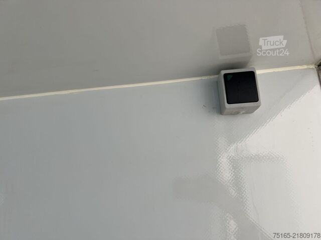 Remorci frigorifice și remorci de congelare profundă Rosemeier ER Cool 3.7 Seitentür Kombischien Kühlanhänger