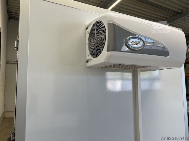 Remorci frigorifice și remorci de congelare profundă Rosemeier ER Cool 3.7 Seitentür Kombischien Kühlanhänger